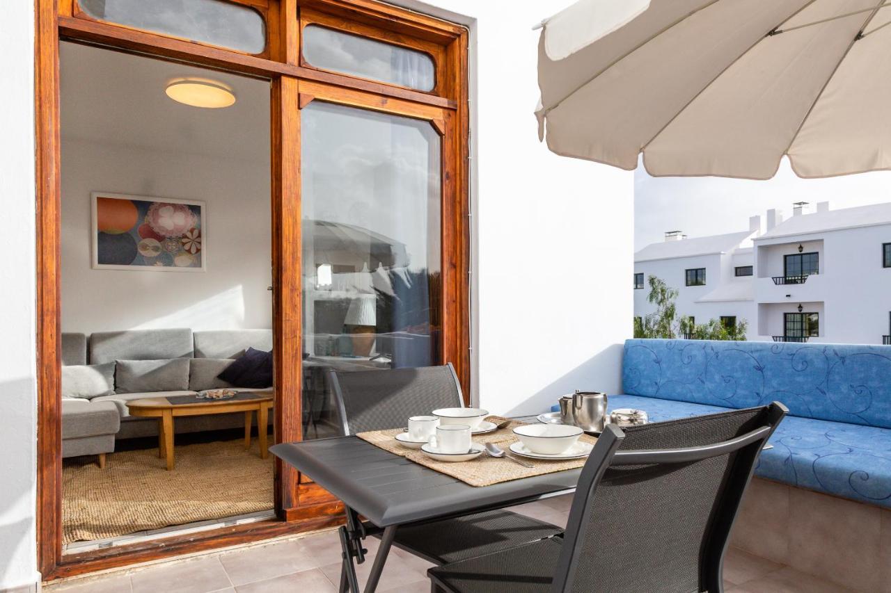 Manrique'S Holidays Costa Teguise Exterior photo